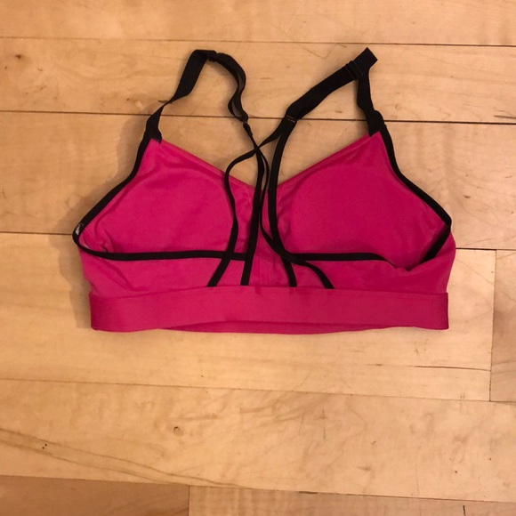 Reebok bra - Picture 2 of 2